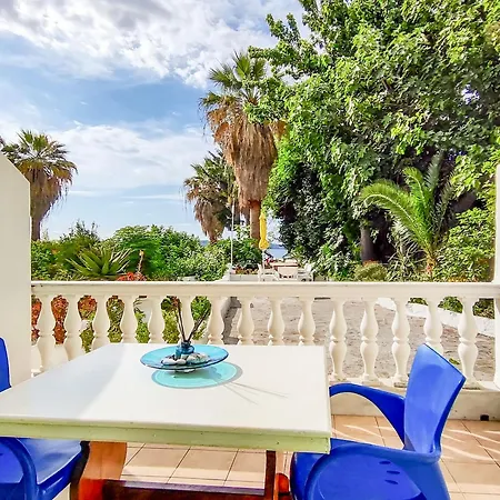 Pavlina's Achladies Aparthotel Skiathos Town